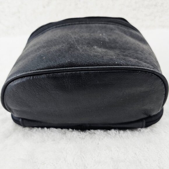 GREAT AMERICAN LEATHERWORKS Black Nubuck Leather Crossbody Organizer Bag - Picture 8 of 14